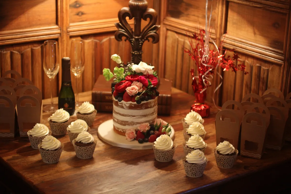Cakes by Gray