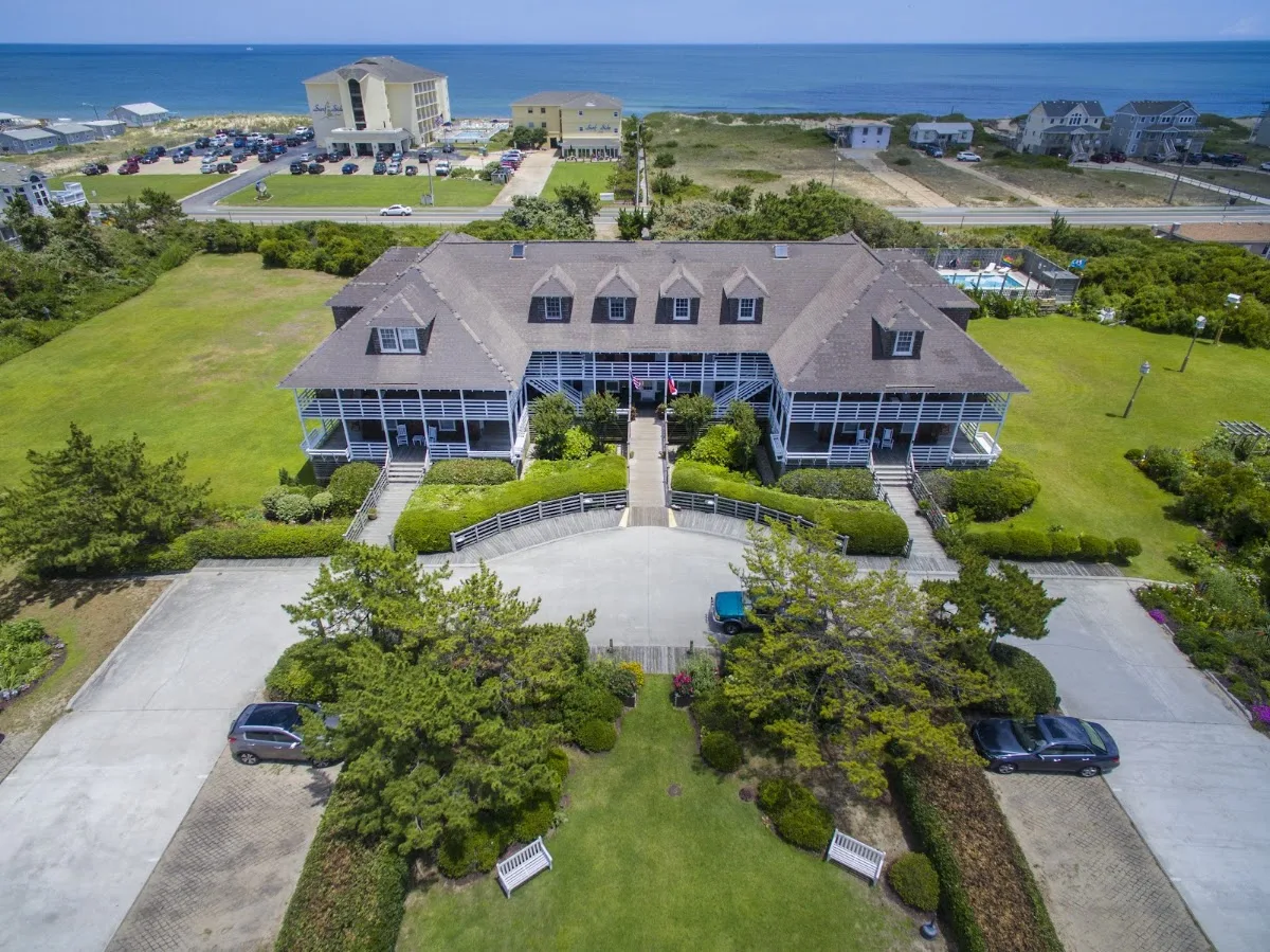 First Colony Inn