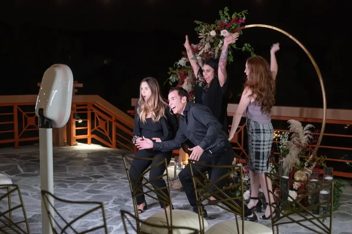 La Dolce Vita + Co. Entertainment