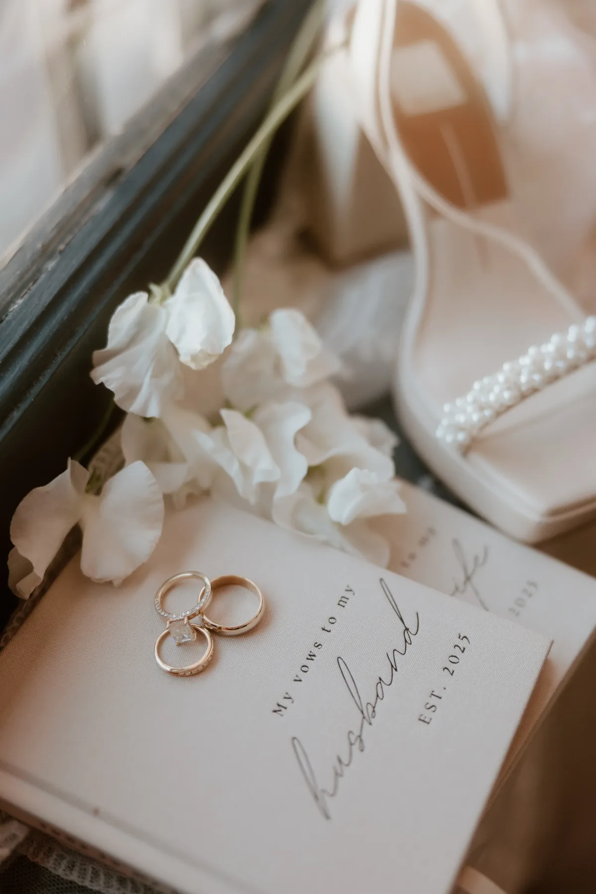 Modern Ivory Weddings