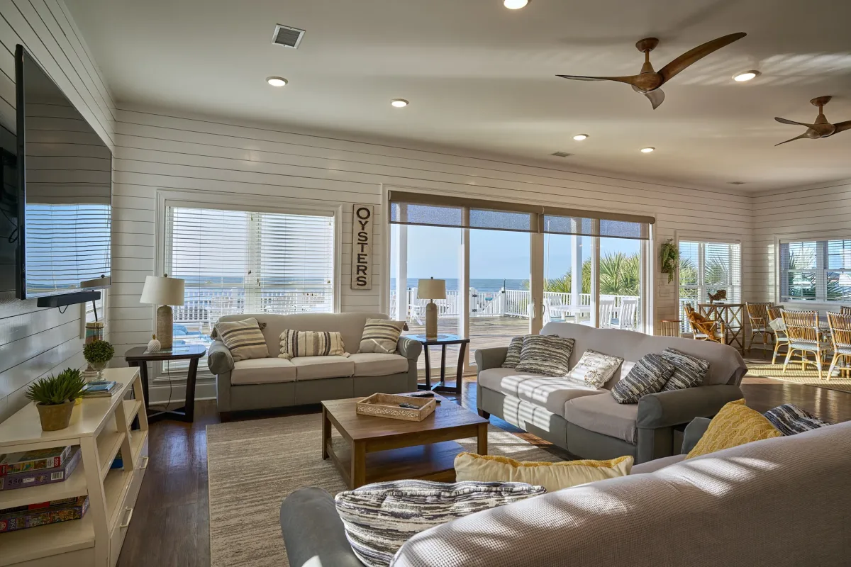 The Pineapple Beach Club